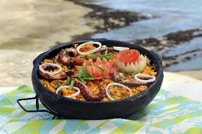 Foto ilustrativa: Arroz de Polvo servido em Anchieta , Espírito Santo , Brasil.